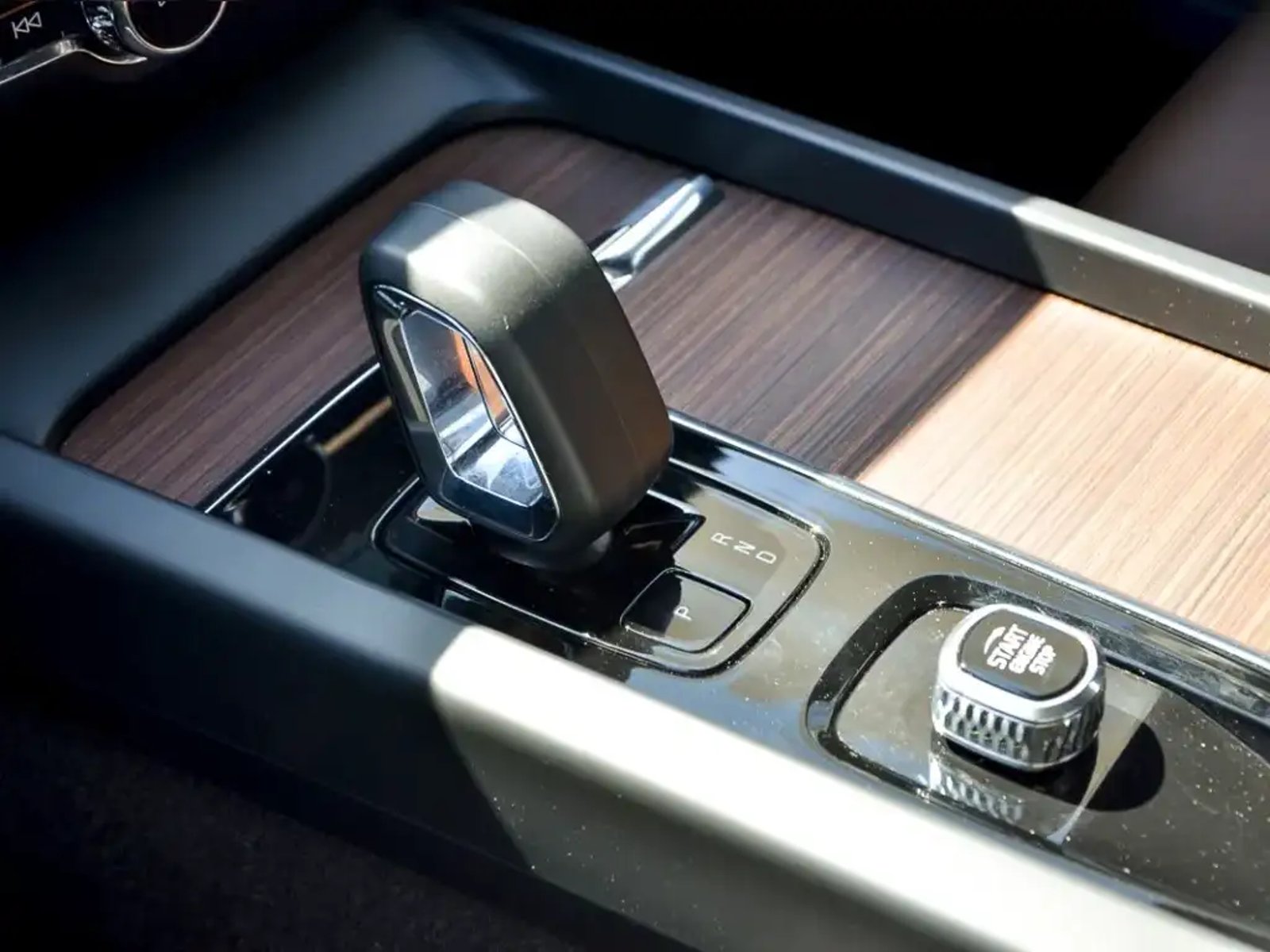 Volvo S60 B4 2023 - Imagen 16 de 19