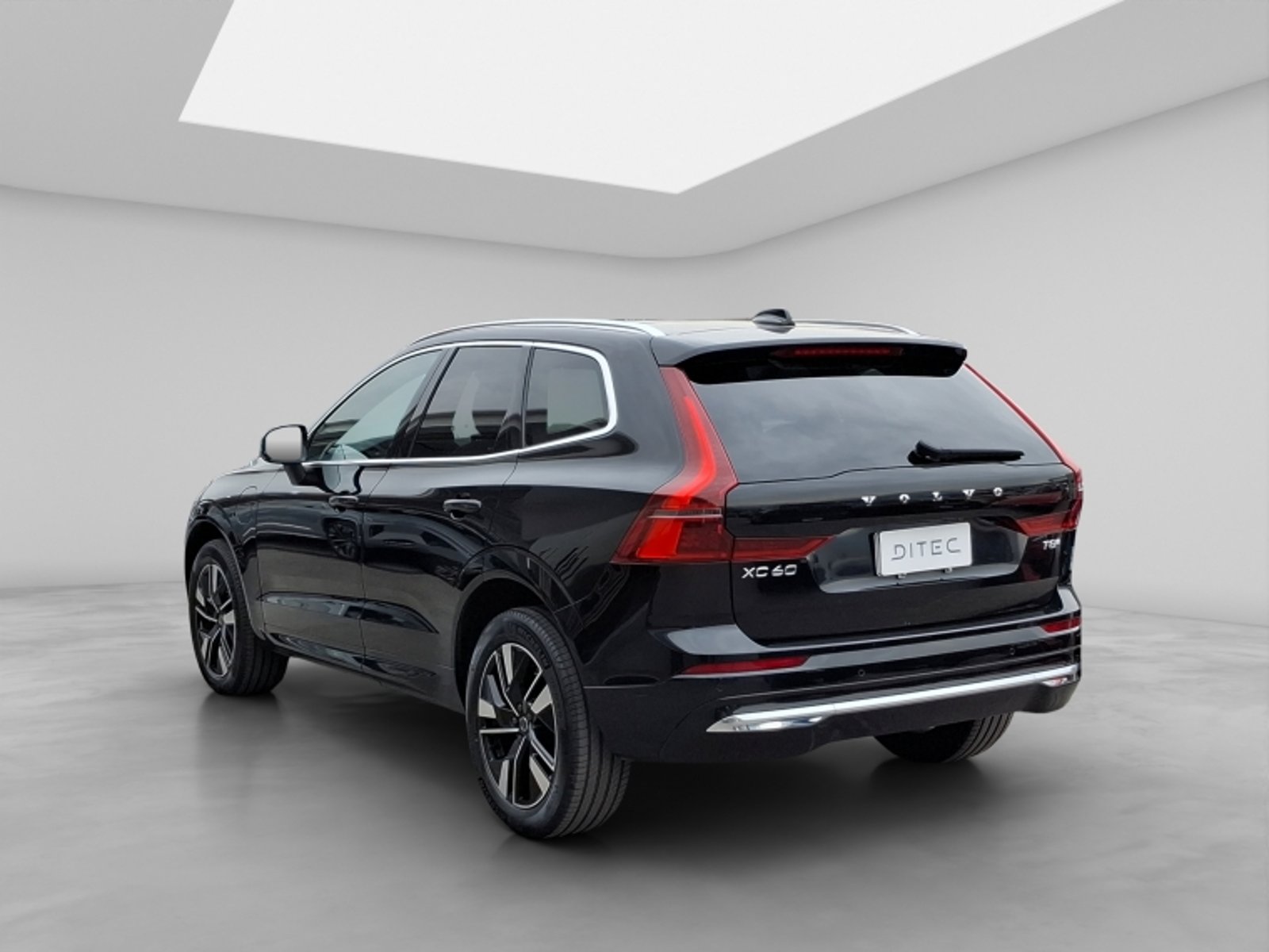 Volvo Xc60 T8 Awd Recharge Plus 2026 - Foto 5 de 16