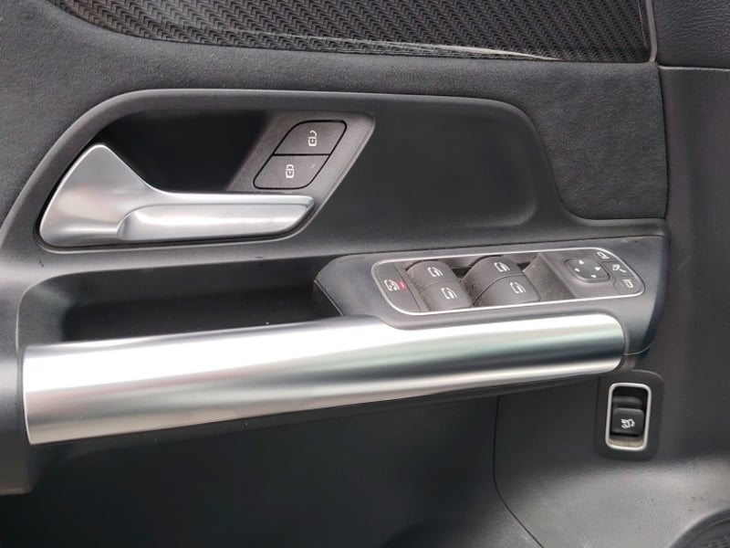 Mercedes-Benz Gla 220 D Hb 1.9 2023 - Imagen 14 de 16