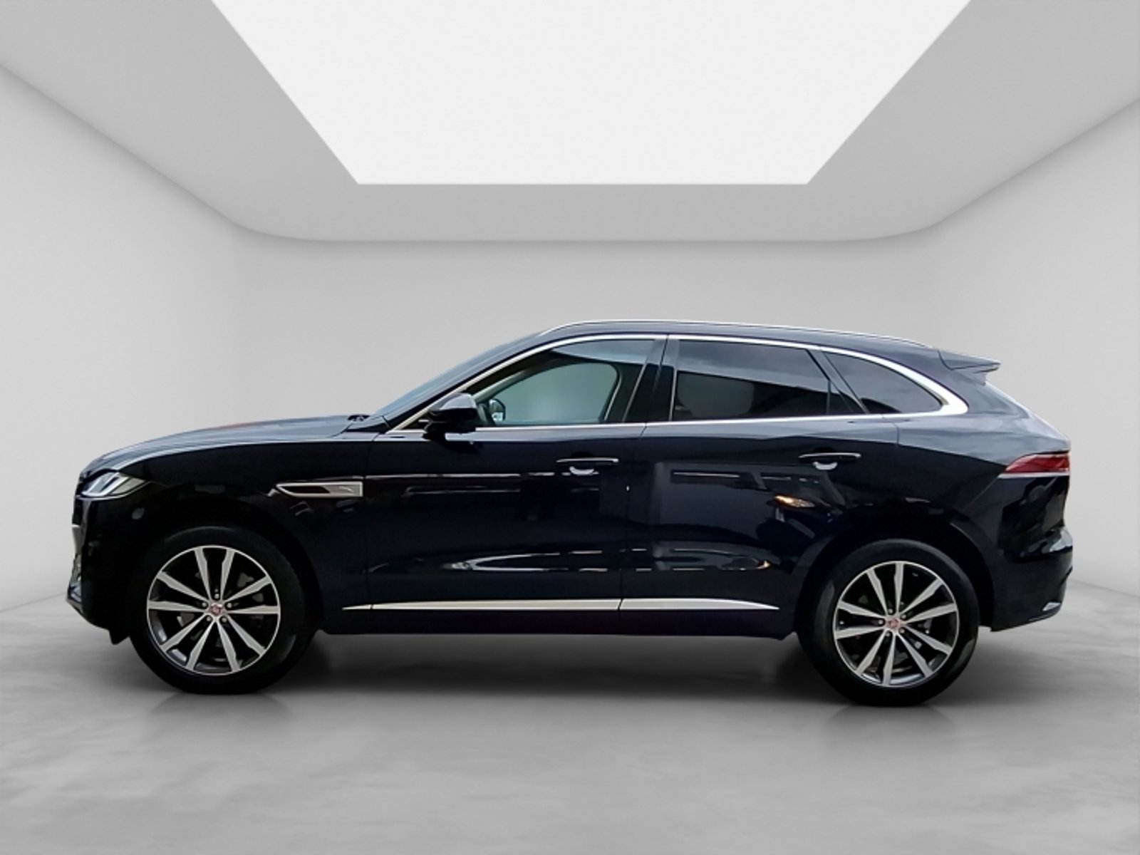 Jaguar F-pace 4x4 2.0 At 2023 - Foto 4 de 20