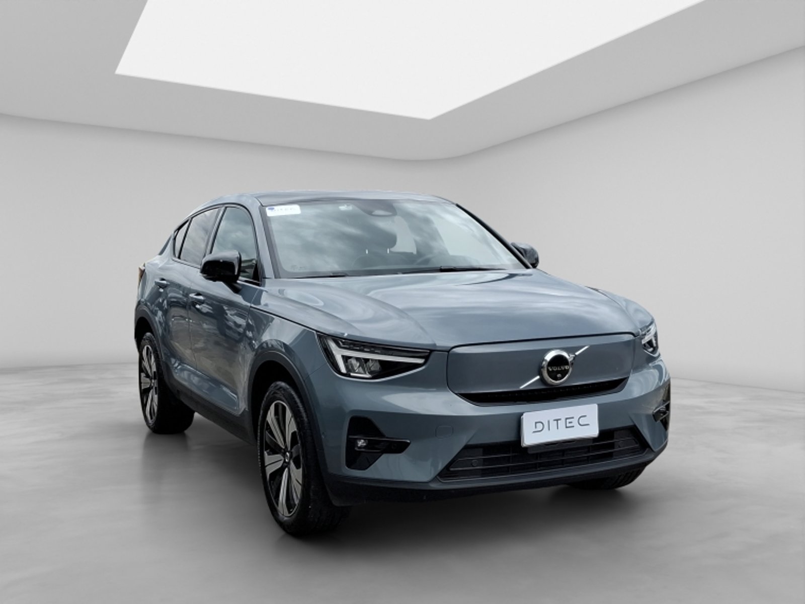 Volvo C40 P8 Recharge 2023 - Foto 3 de 20