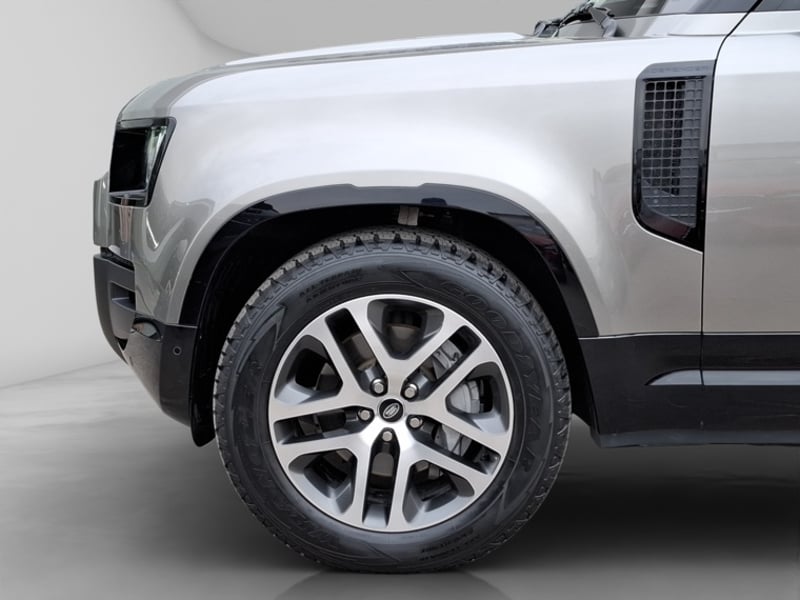 Land Rover Defender 130 X Dynamic 4x4 3.0i Aut 2025 - Imagen 9 de 19