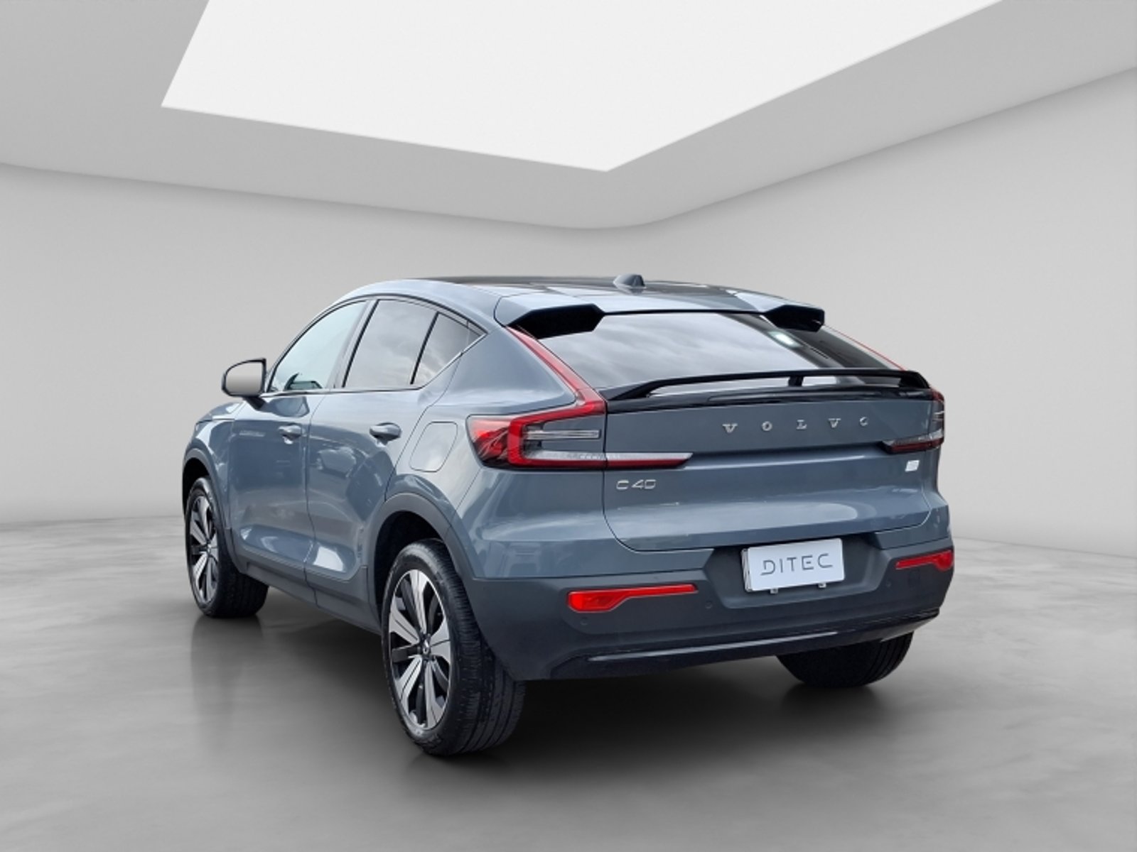 Volvo C40 P8 Recharge 2023 - Imagen 5 de 20