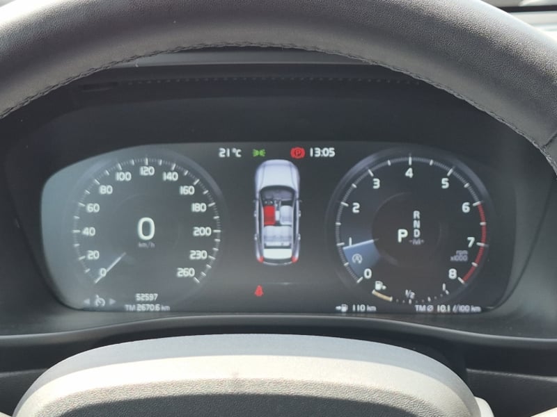 Volvo Xc40 T4 Fwd 2.0 Momentum 2022 - Imagen 12 de 16