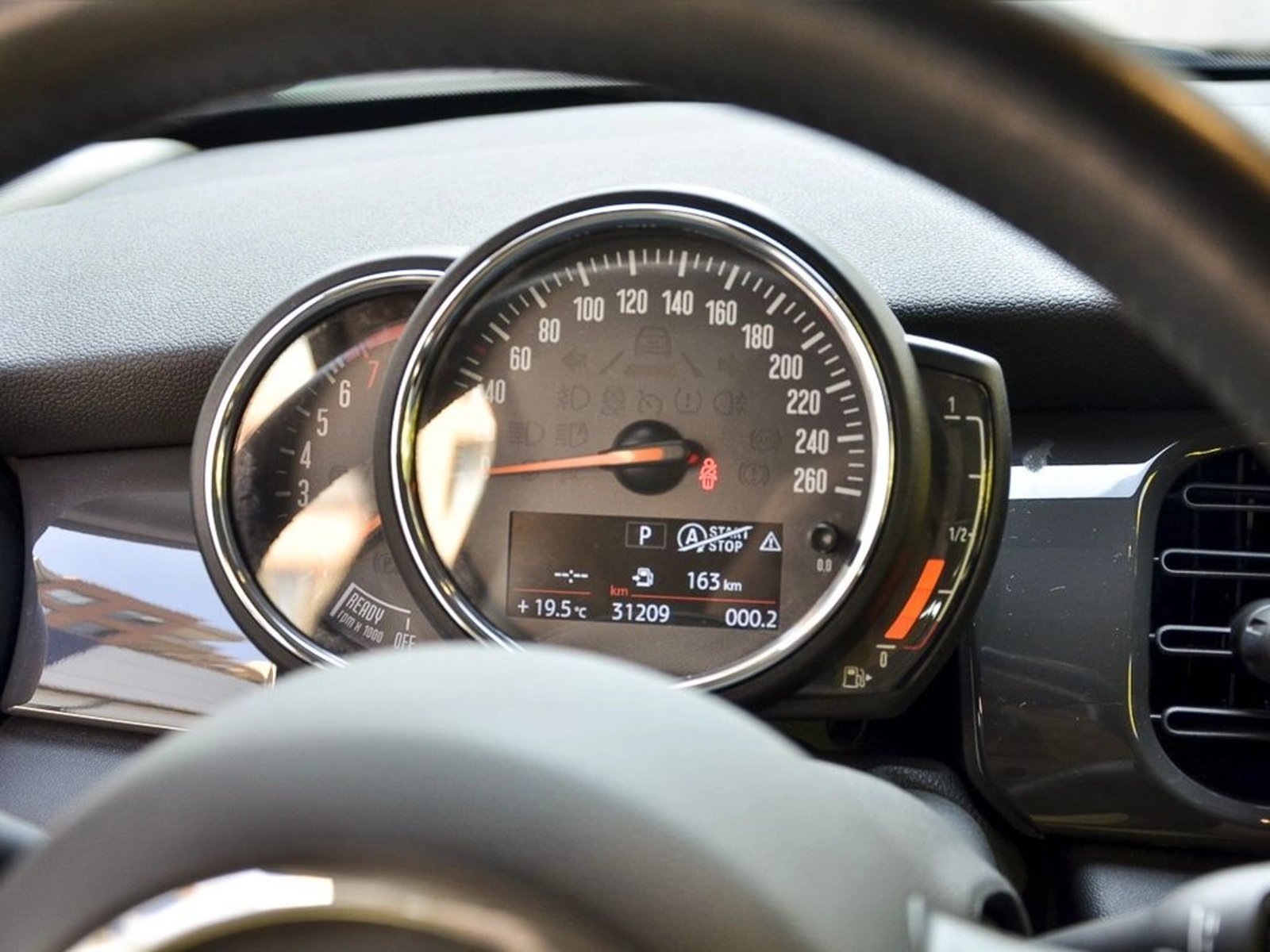 Mini COOPER C CLASSIC 1.5 2024 - Imagen 11 de 12