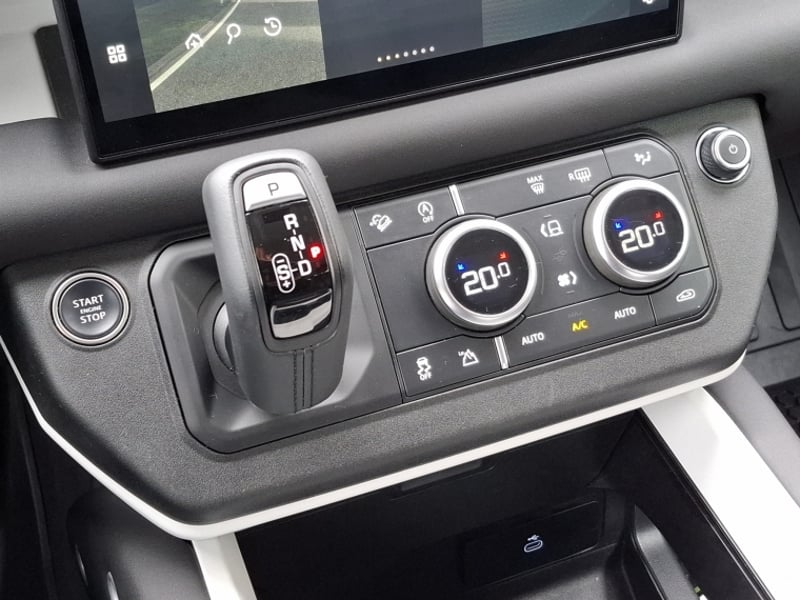 Land Rover Defender 110 S 4x4 3.0 Aut 2025 - Imagen 13 de 20
