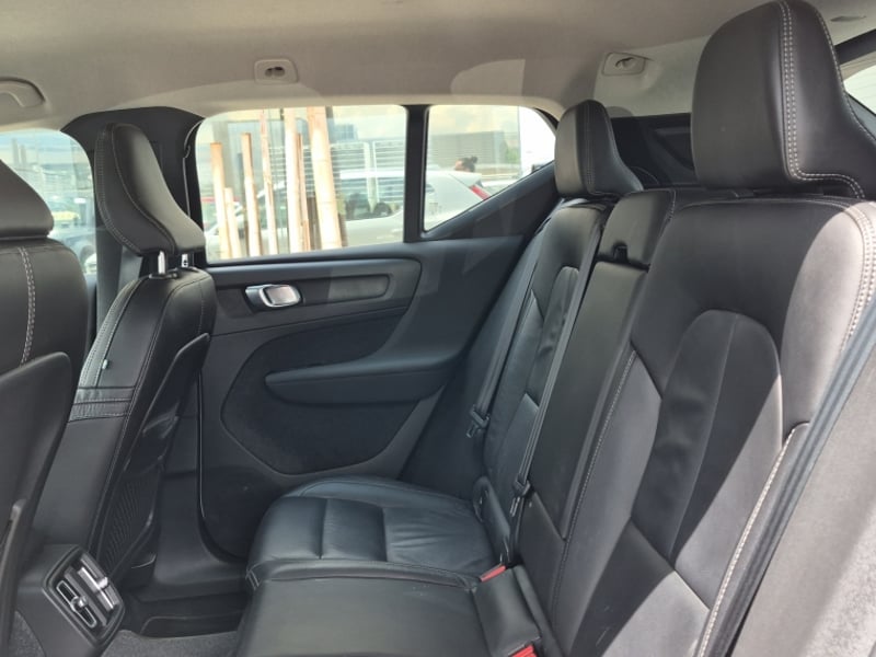 Volvo Xc40 T4 Fwd 2.0 Momentum 2022 - Imagen 15 de 16