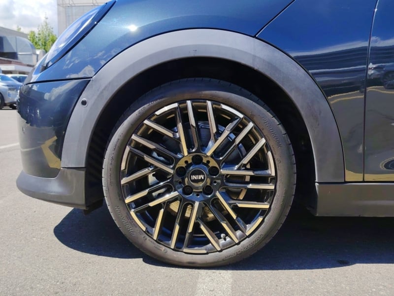 Mini Cooper C Favoured 5p 1.5 2026 - Imagen 9 de 16