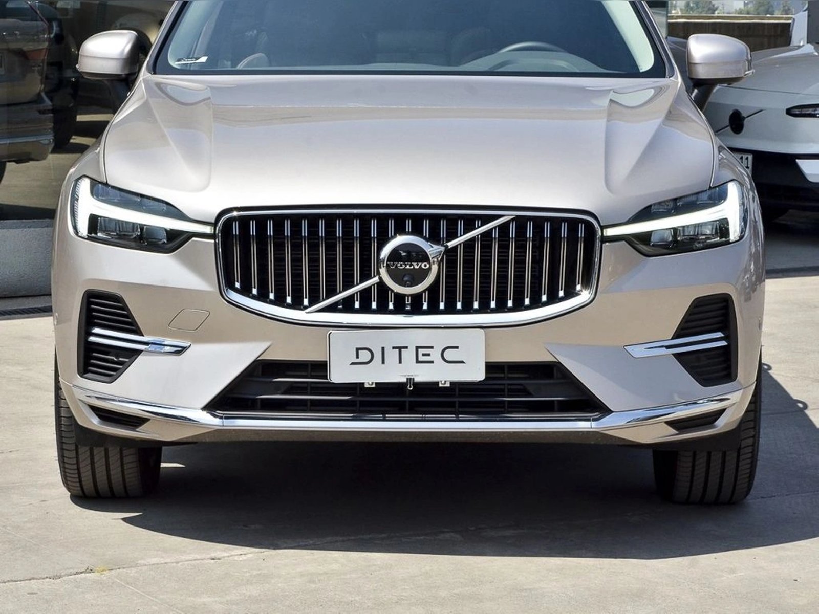 Volvo XC60 T8 AWD RECHARGE ULTIMATE 2025 - Imagen 4 de 20