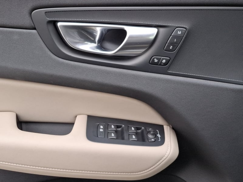 Volvo Xc60 T8 Awd Recharge Plus 2026 - Imagen 14 de 16