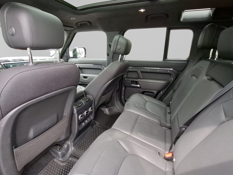 Land Rover Defender 110 5.0 S/c V8 2026 - Imagen 15 de 19