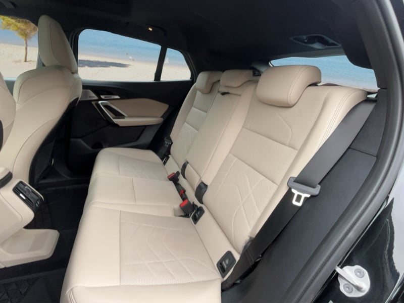 BMW Ix2 Xdrive30 M Sport 2025 - Imagen 15 de 16