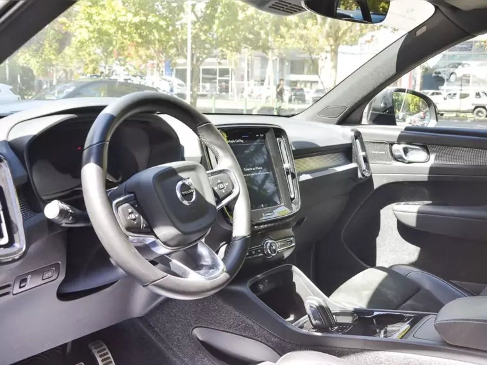 Volvo Xc40 Electrico P8 R-design Awd At 5p 2022 - Imagen 8 de 12