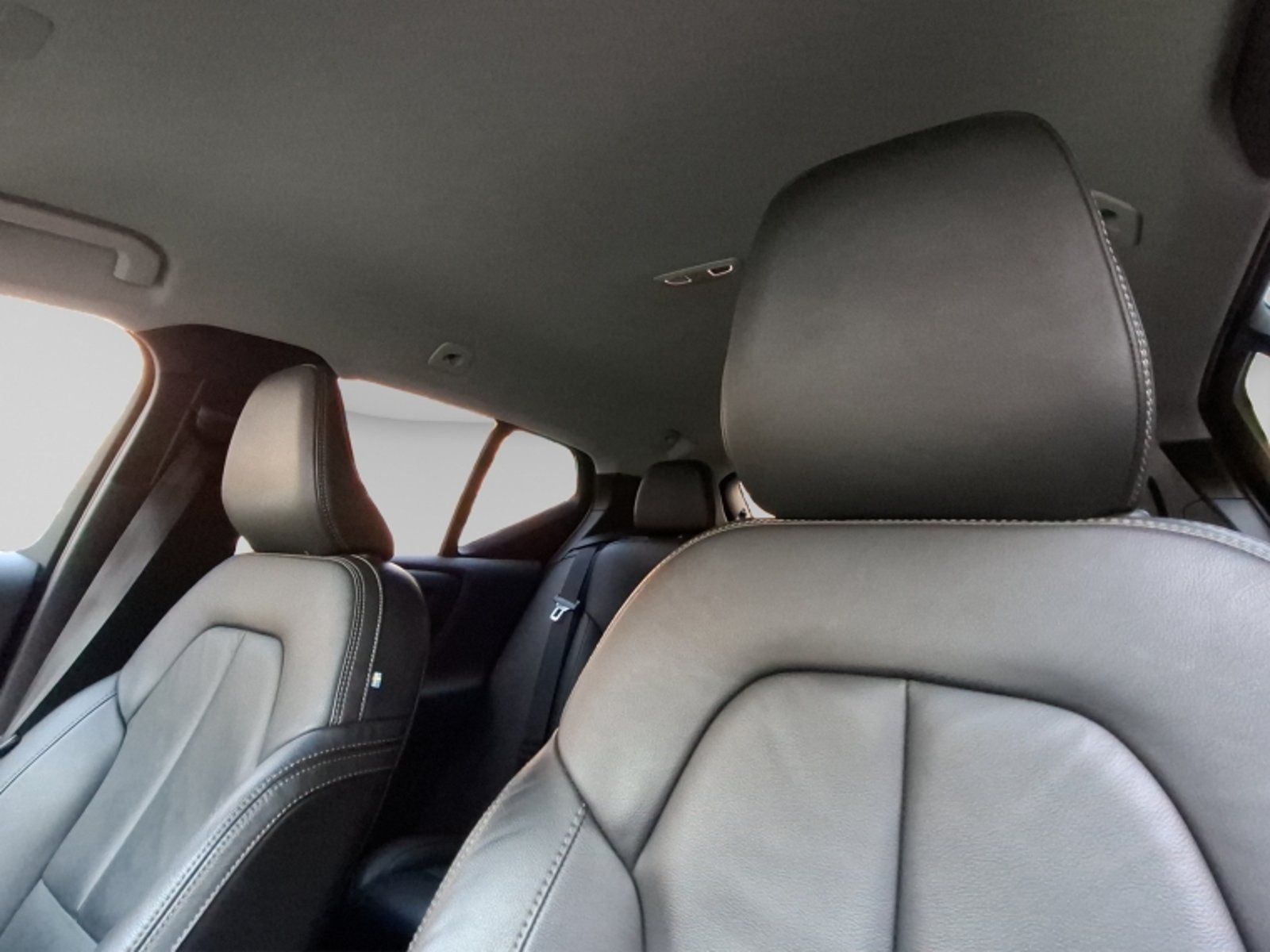 Volvo Xc40 B4 Plus 2.0 Aut 2024 - Imagen 11 de 20