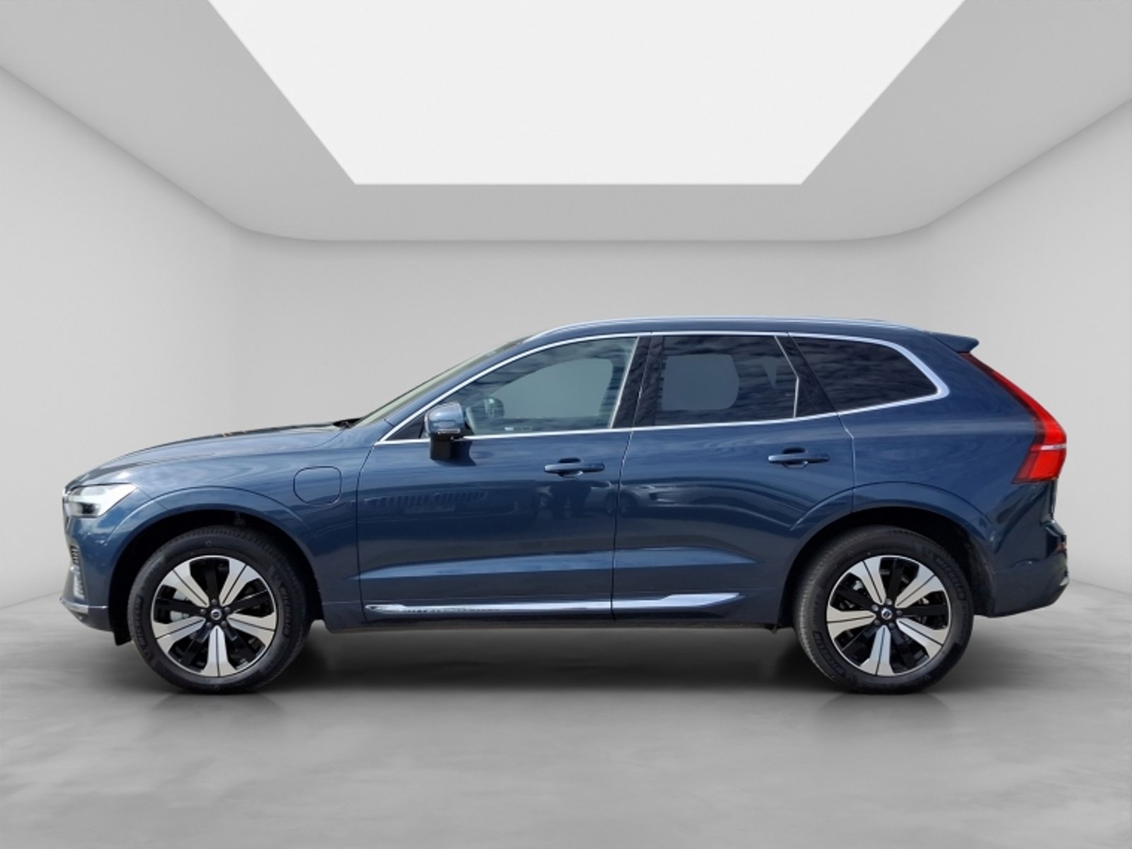 Volvo Xc60 Ii T8 Recharge 4x4 2.0 Aut 2025 - Imagen 4 de 20