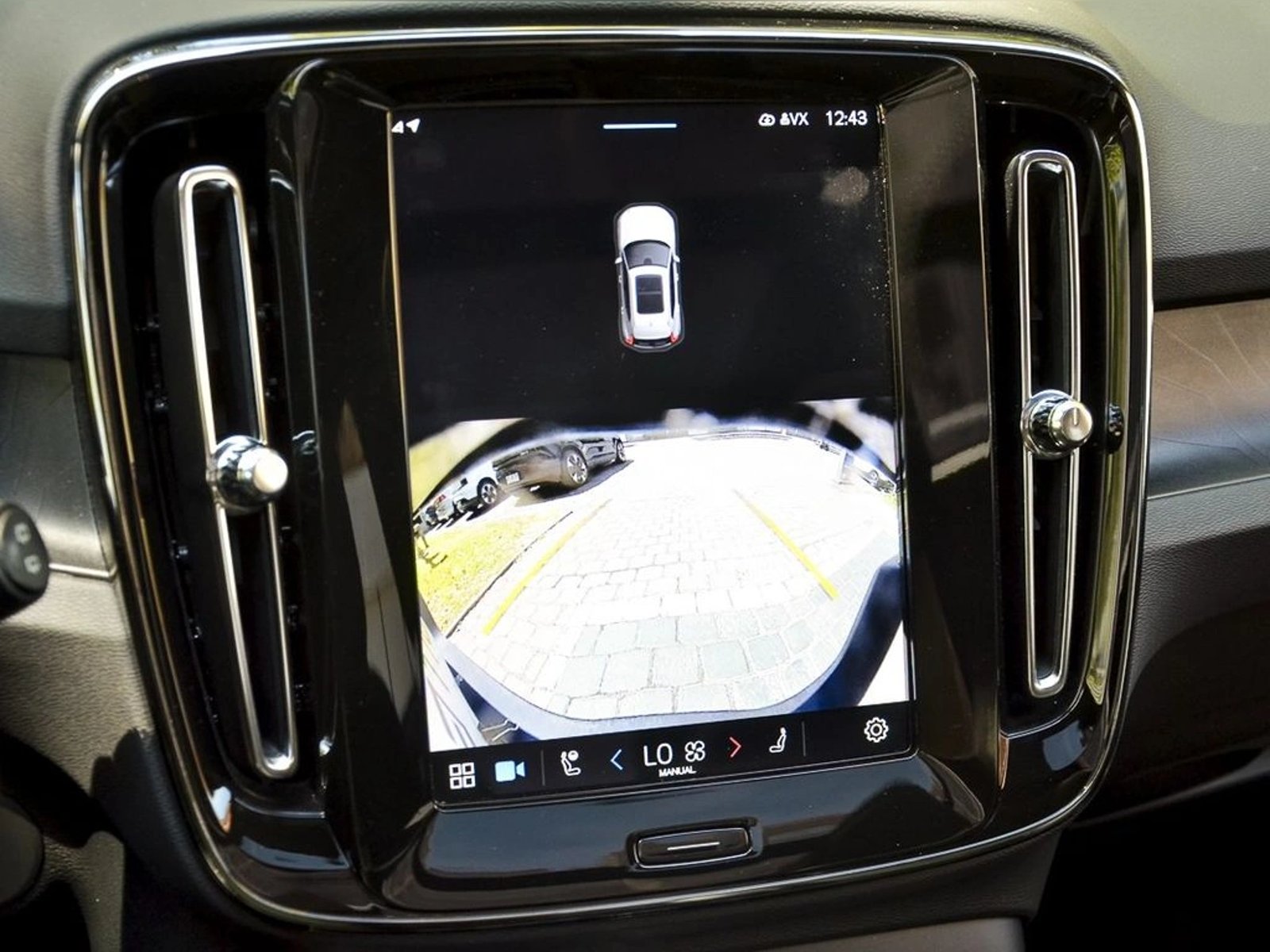 Volvo EX40 0.0 P8 RECHARGE 4X4 AT ELECTRICO 2025 - Imagen 18 de 18