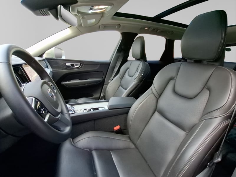 Volvo Xc60 2.0 B5 Plus At 4x4 Hibrido 2025 - Imagen 10 de 20