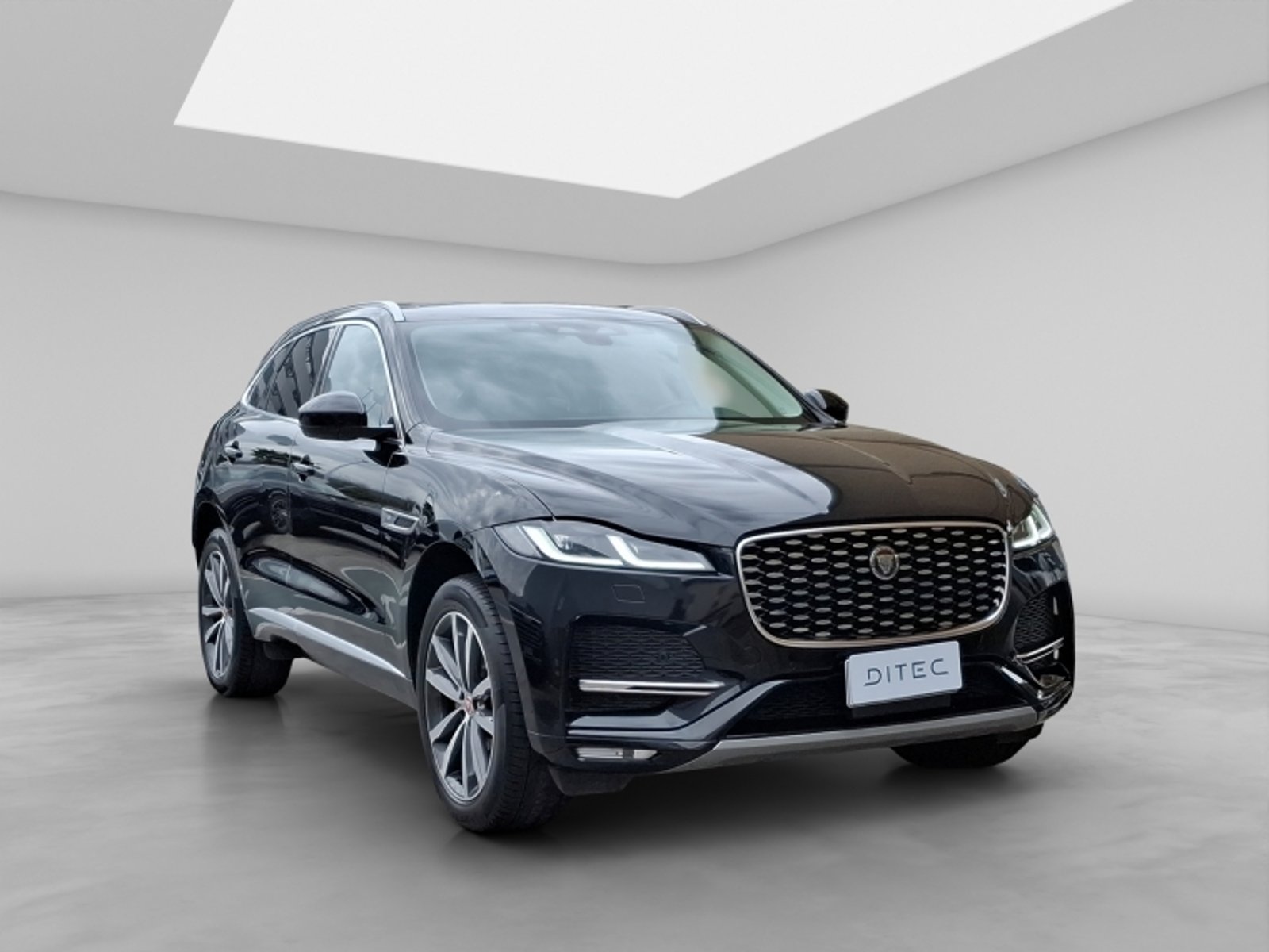 Jaguar F-pace 4x4 2.0 At 2023 - Imagen 3 de 20