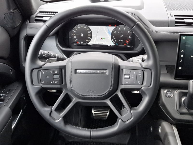 Land Rover Defender 110 5.0 S/c V8 2026 - Imagen 16 de 19
