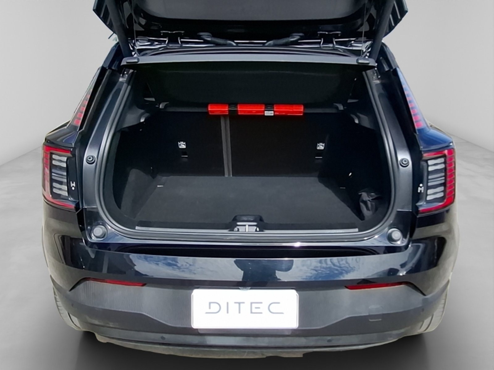 Volvo Ex30 E60 Plus 2025 - Imagen 17 de 20