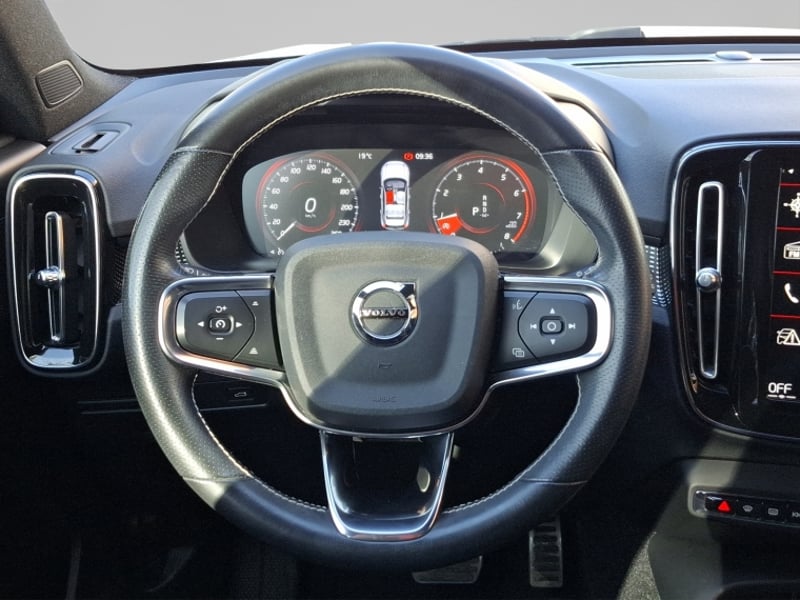 Volvo Xc40 T5 R Design 2021 - Imagen 9 de 19