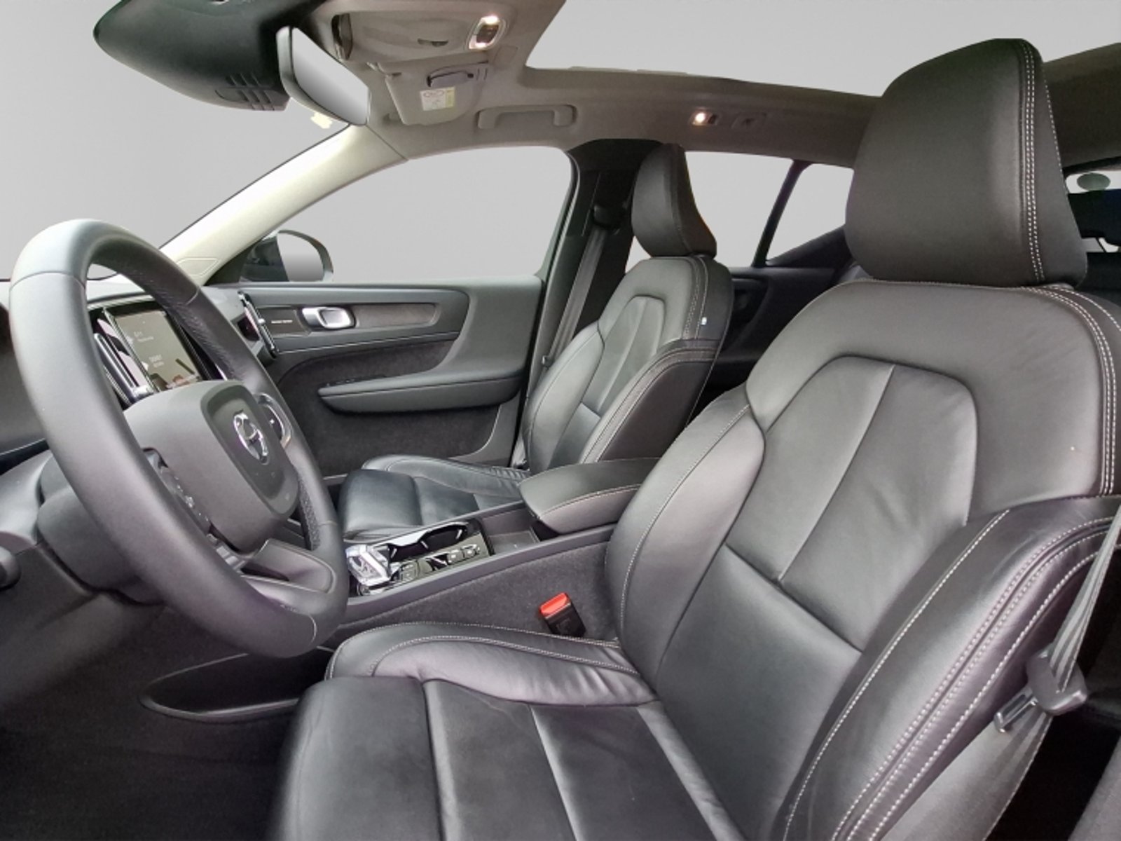 Volvo Xc40 T5 Hybrid R Design 1.5 Aut 2023 - Imagen 10 de 20