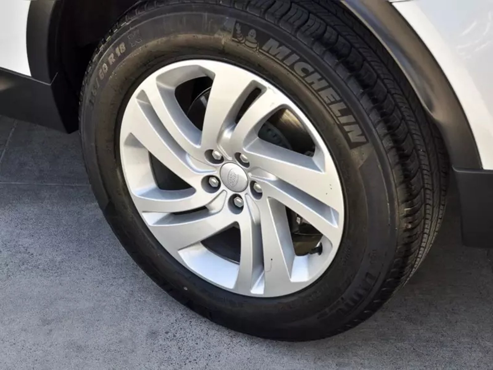 Land Rover Discovery sport Discovery Sport 2.0id S 2023 - Imagen 11 de 20