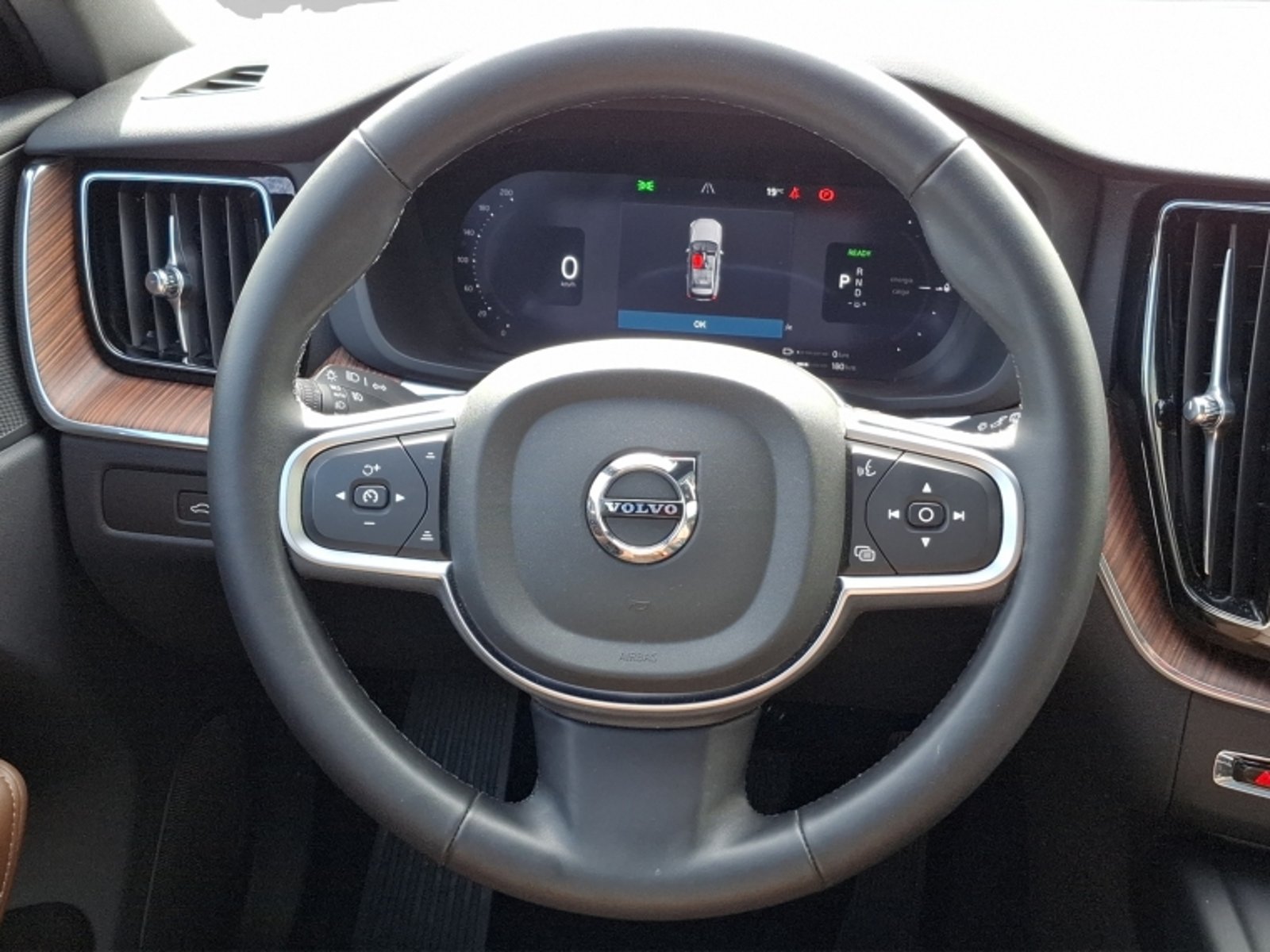 Volvo Xc60 Ii T8 Recharge 4x4 2.0 Aut 2025 - Imagen 16 de 20