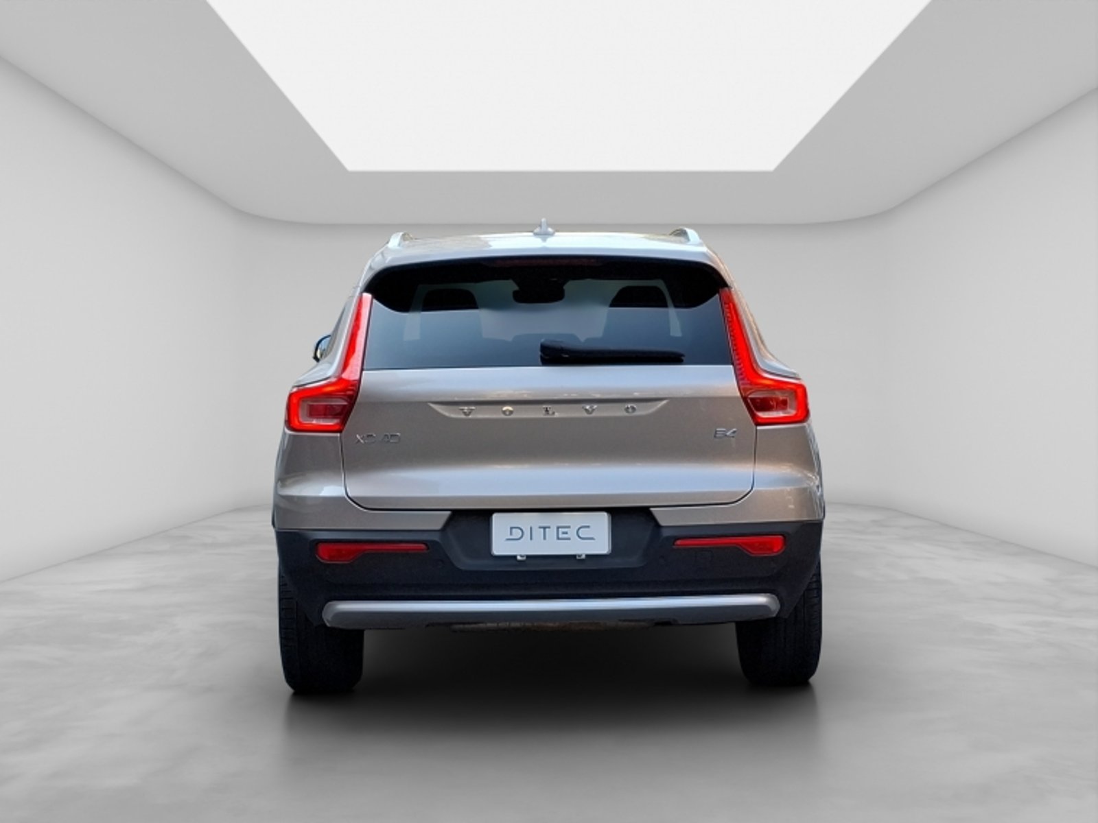 Volvo Xc40 B4 Plus 2.0 Aut 2024 - Imagen 6 de 20