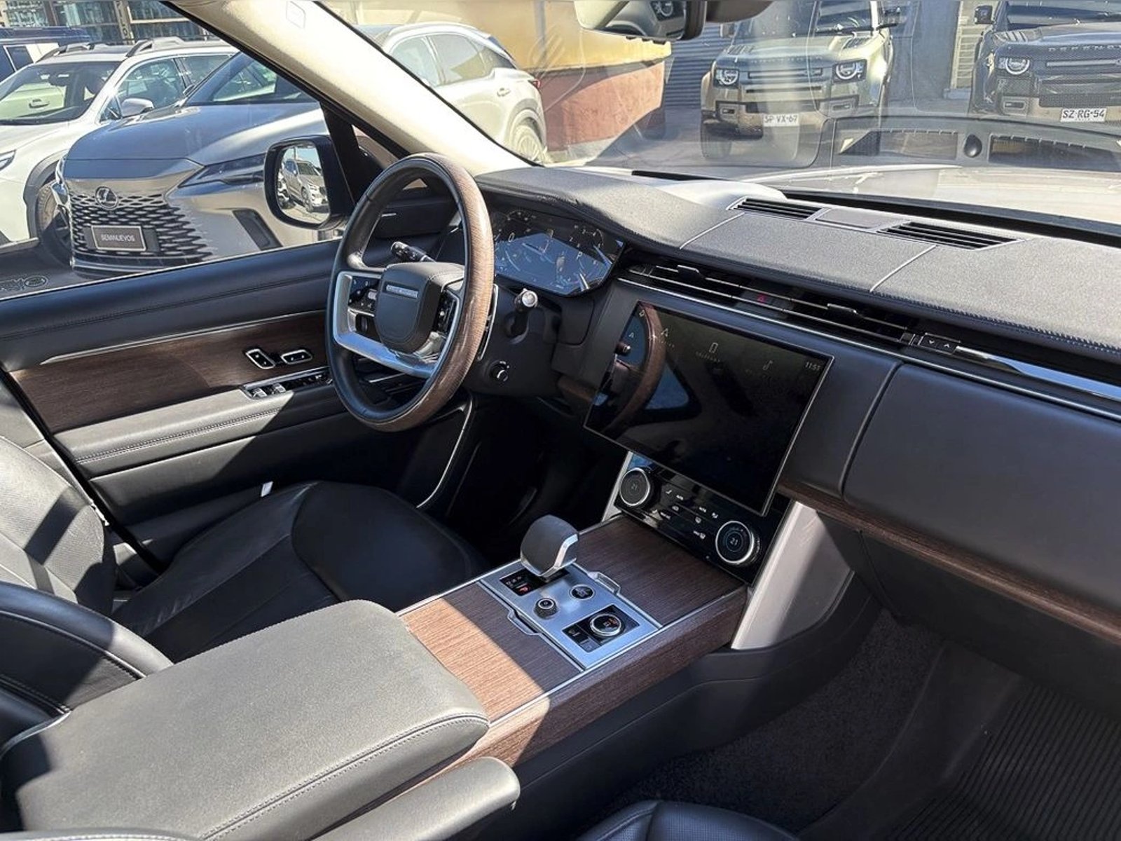 Land Rover RANGE ROVER 4.4I HSE 4X4 AT 5P 2023 - Foto 5 de 13