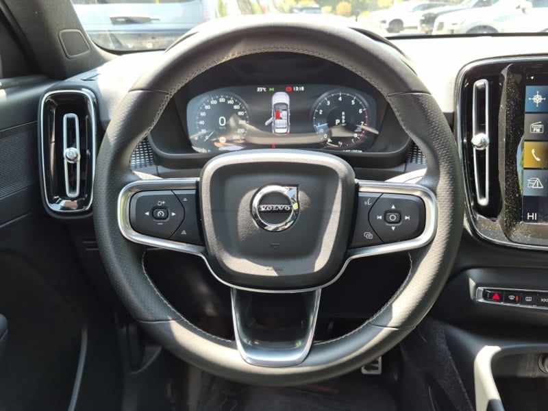Volvo Xc40 T4 Fwd Momentum 2.0 2021 - Imagen 16 de 16