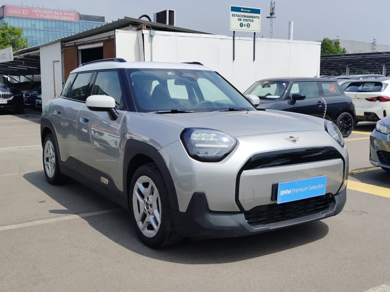 Mini Cooper Aceman E Classic 2026 - Imagen 3 de 16
