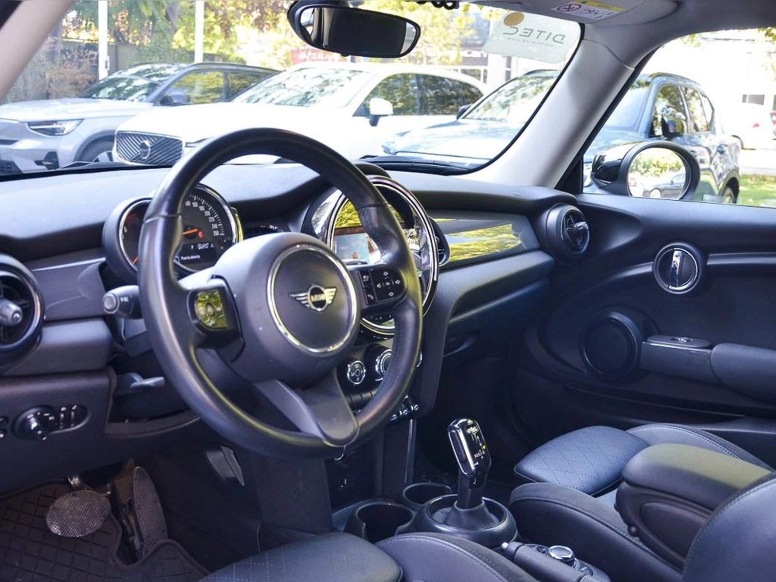 Mini COOPER C CLASSIC 1.5 2024 - Imagen 8 de 12