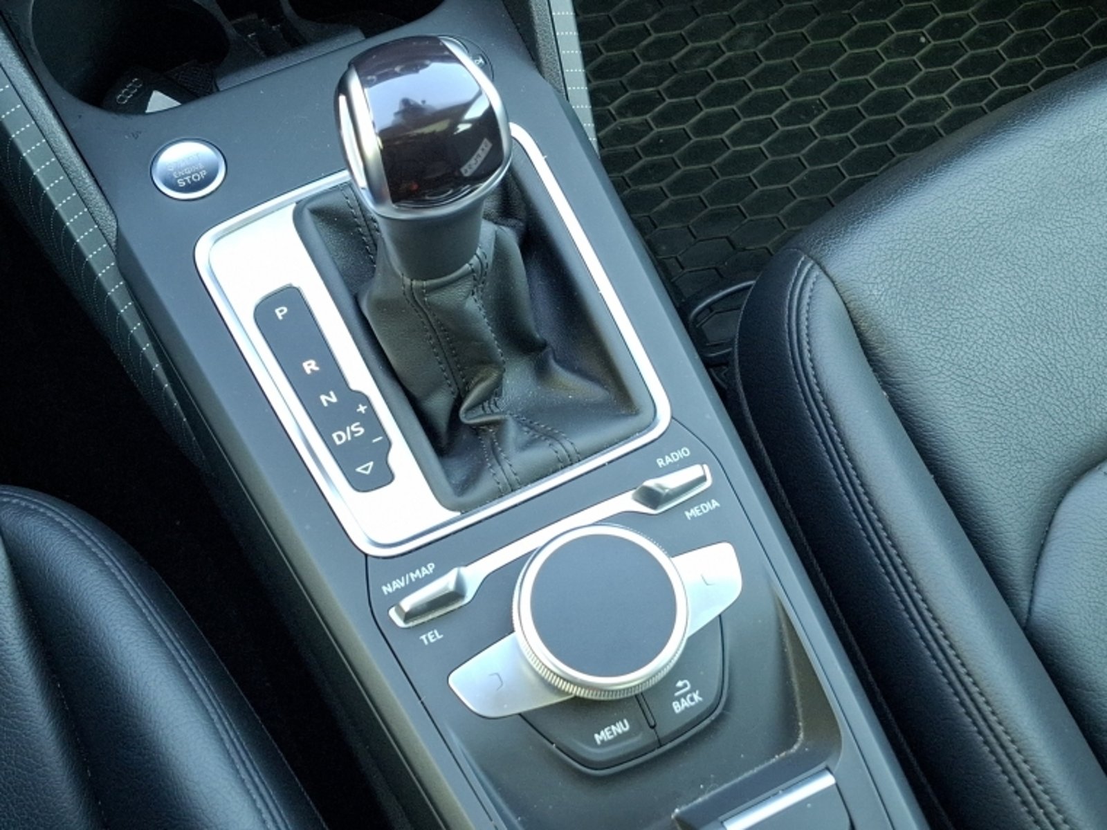 Audi Q2 1.4 Tfsi 2023 - Imagen 13 de 20