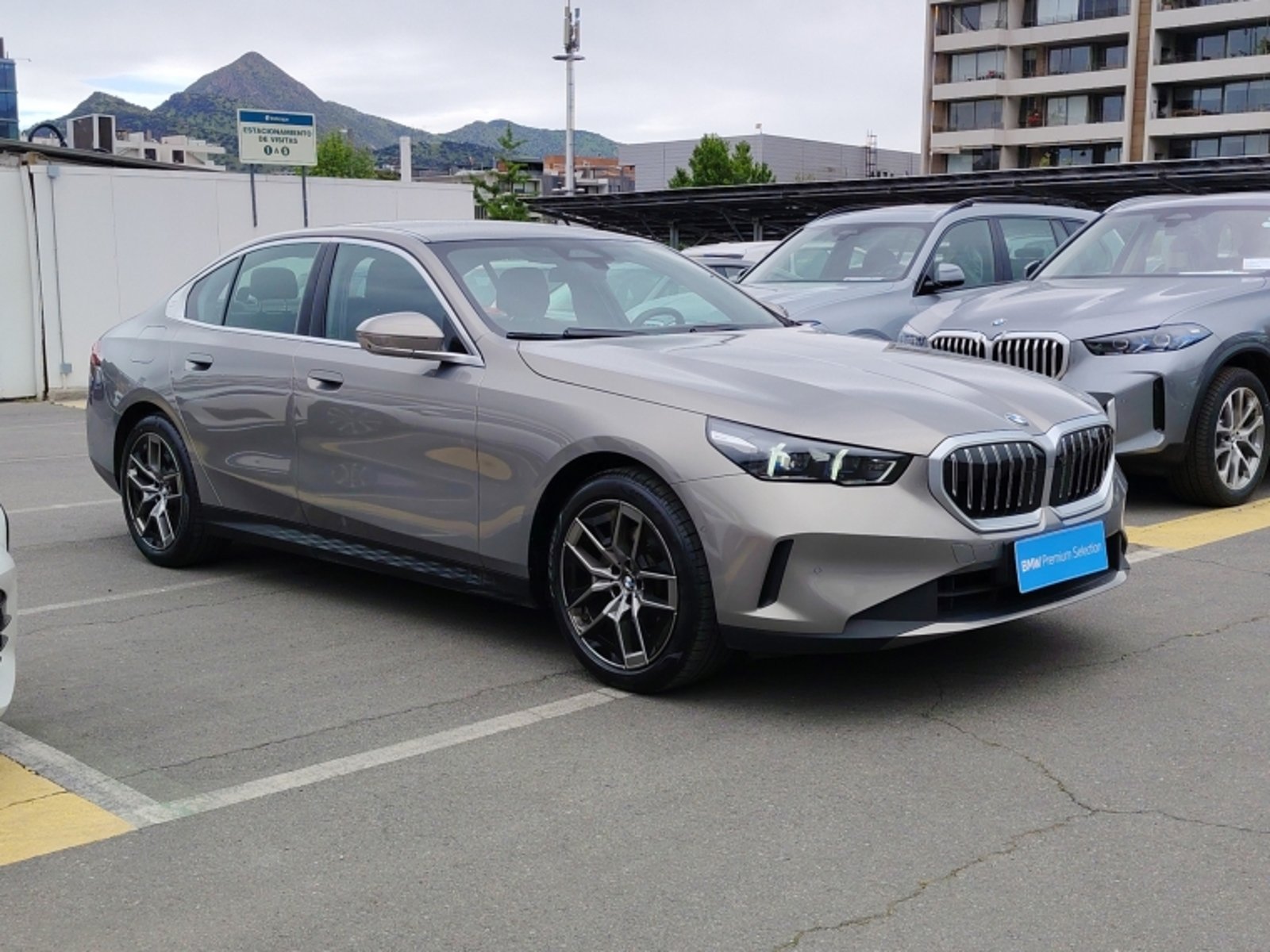 BMW 520 I Berlina Heritage 2024 - Foto 3 de 16