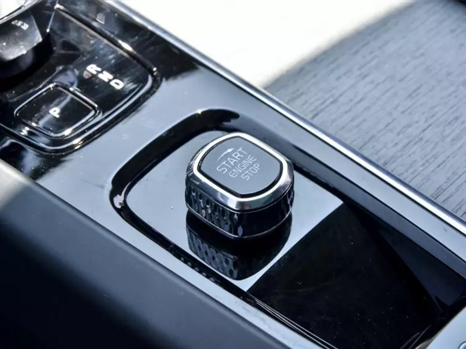 Volvo Xc60 T8 Awd Recharge Ultimate 2025 - Imagen 17 de 20