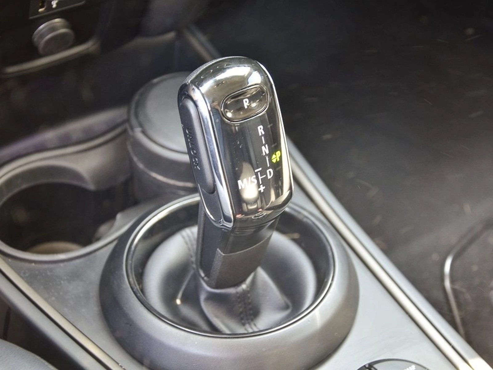 Mini COUNTRYMAN HB 2023 - Imagen 17 de 20