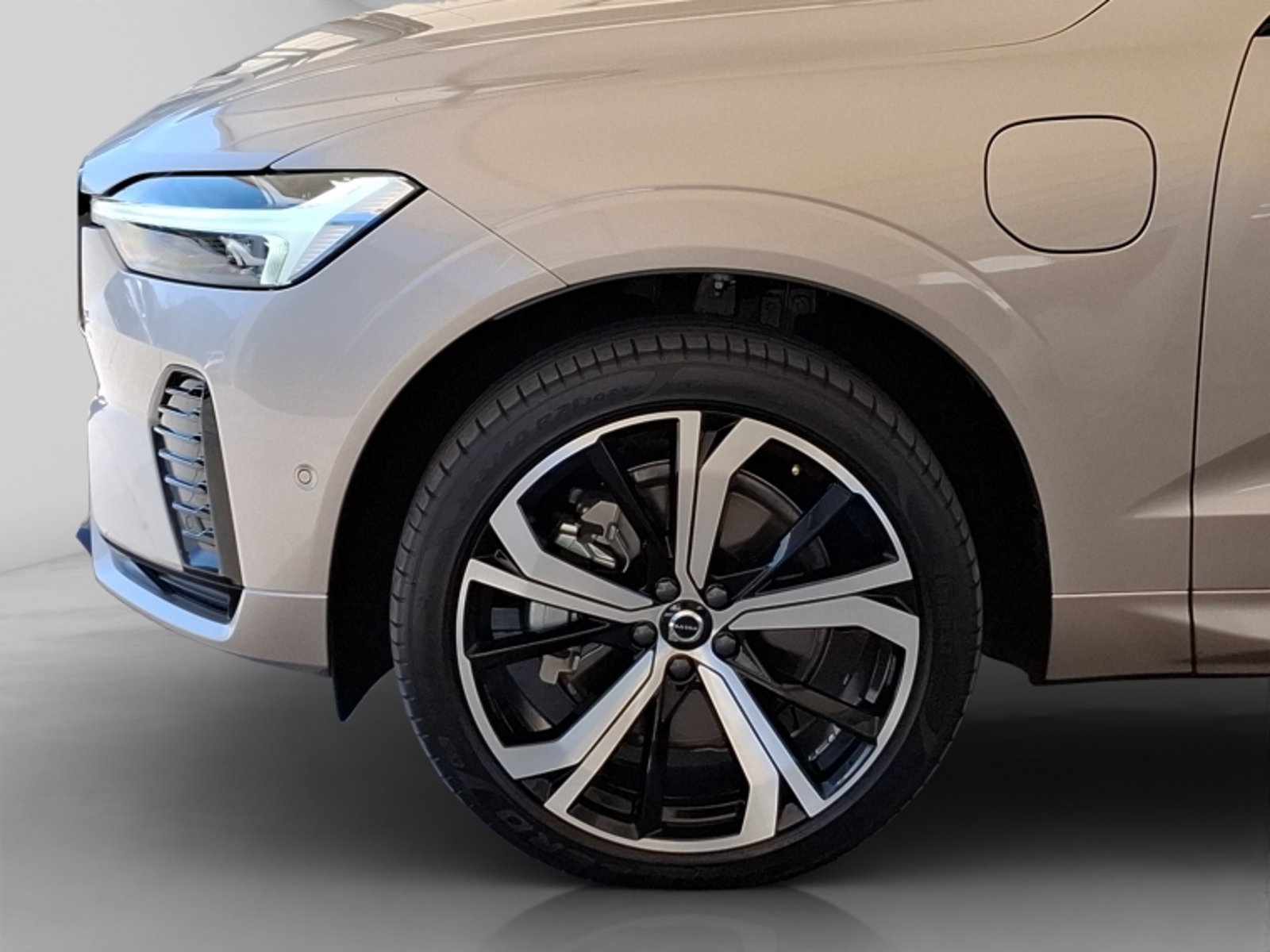 Volvo Xc60 T8 Recharge 4x4 2.0 Aut Ultimate Dark 2025 - Imagen 9 de 20