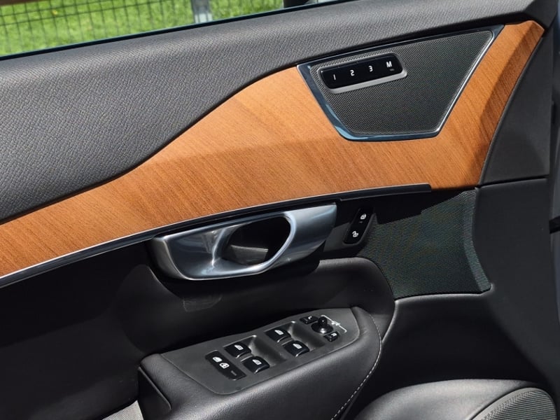 Volvo Xc90 Ii 4x4 2.0 Aut 2024 - Imagen 14 de 16