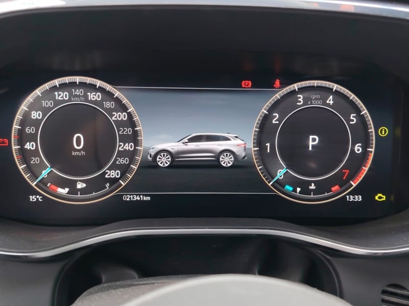Jaguar F-pace Rdynamic S 4x4 2.0 Aut 2024 - Imagen 12 de 16