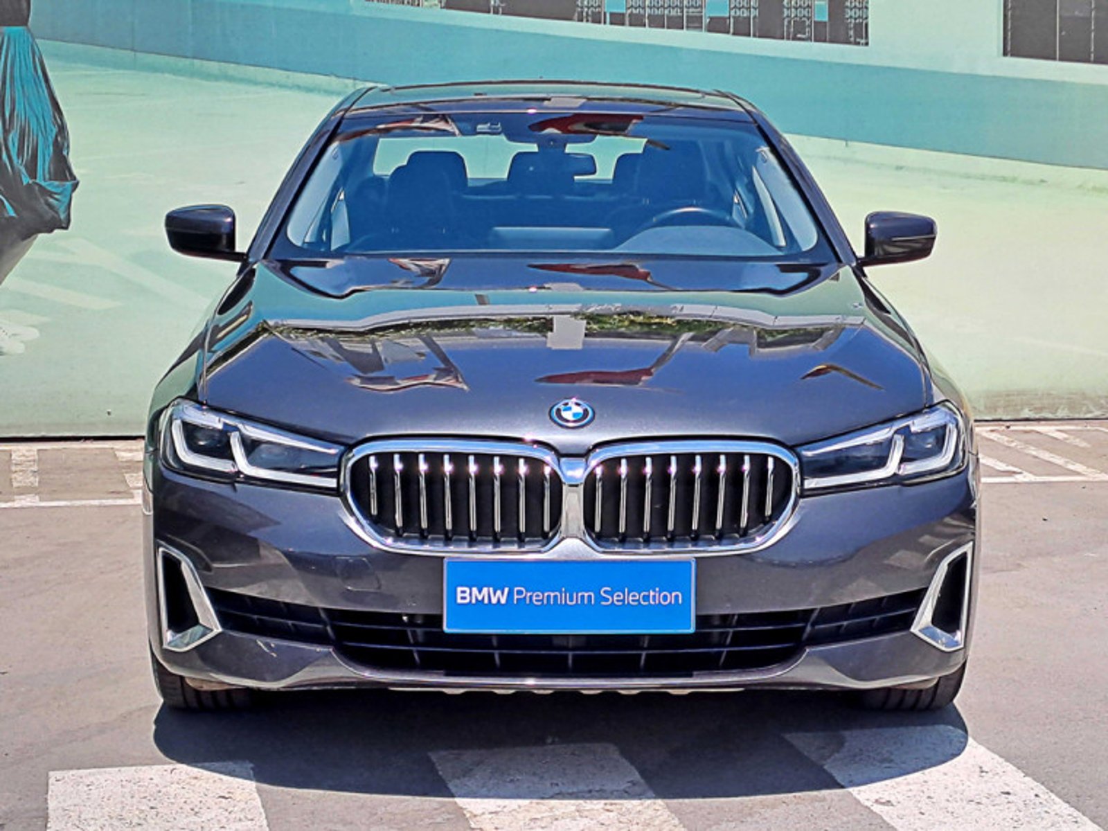 BMW 530 E Luxury Lci 2024 - Foto 2 de 15