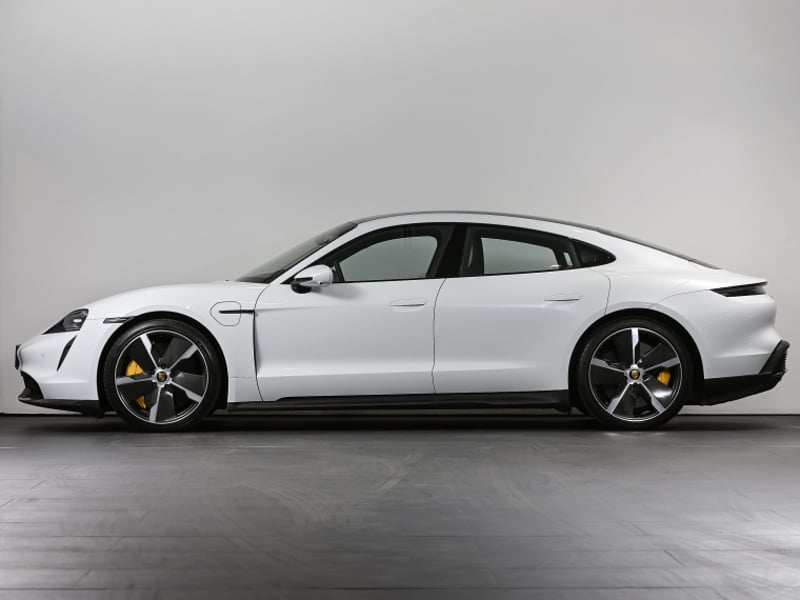 Porsche Taycan Turbo S 2022 - Imagen 18 de 20