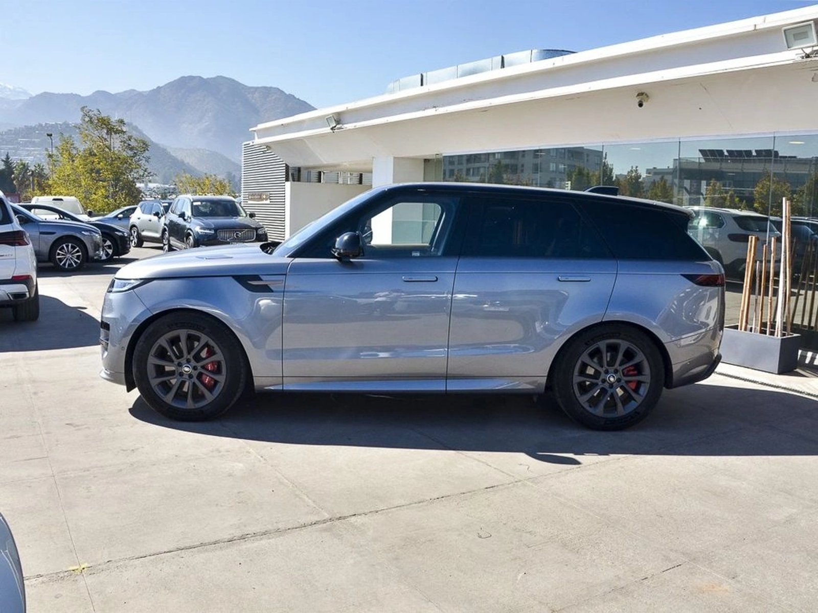 Land Rover RANGE ROVER SPORT 3.0 SE HIBRIDO 4X4 AT 5P 2024 - Imagen 10 de 20