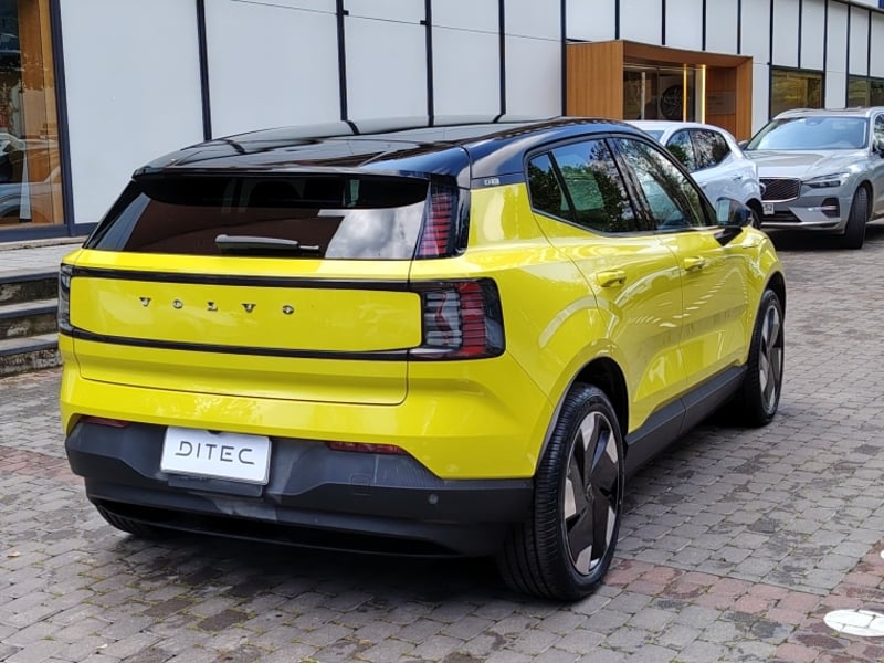 Volvo Ex30 E60 Plus Aut 2024 - Imagen 6 de 15