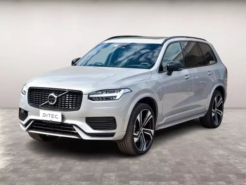 Volvo Xc90 2.0 T8 Core Hibrido Awd At 5p 2025