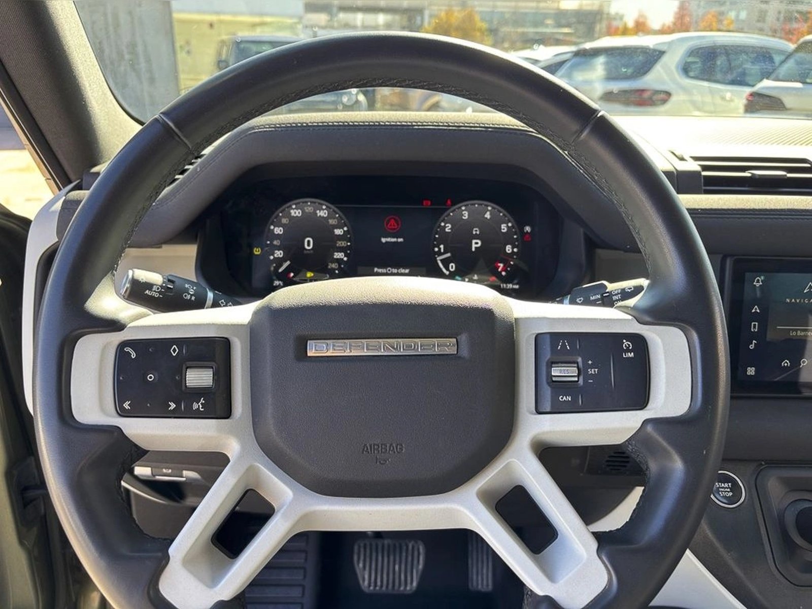 Land Rover DEFENDER 3.0 110 X-DYNAMIC S HIBRIDO 4X4 AT 5P 2023 - Imagen 17 de 18
