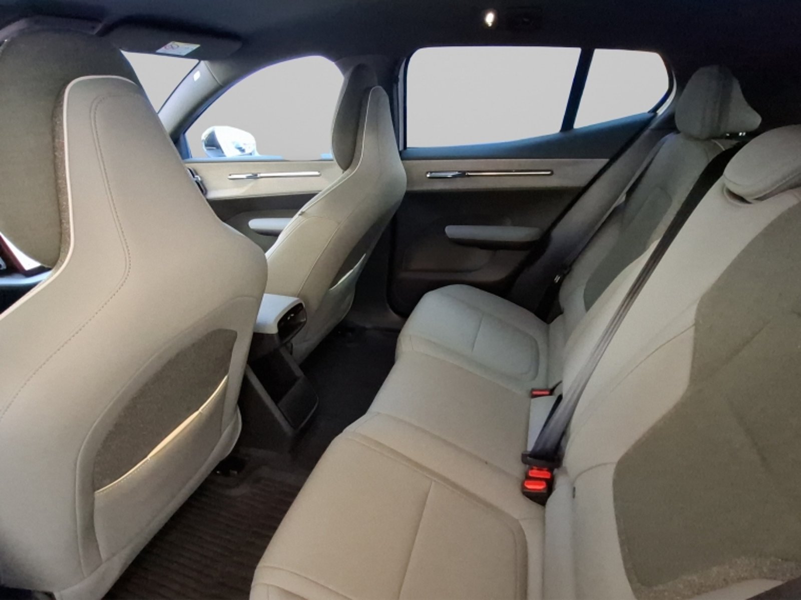 Volvo Ex30 E60 Plus Aut 2026 - Imagen 15 de 20