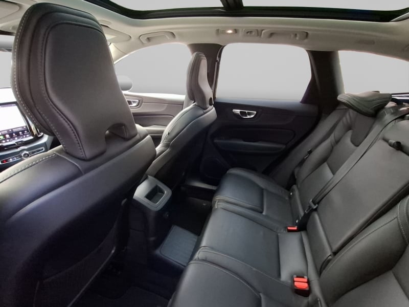 Volvo Xc60 2.0 B5 Plus At 4x4 Hibrido 2025 - Imagen 15 de 20