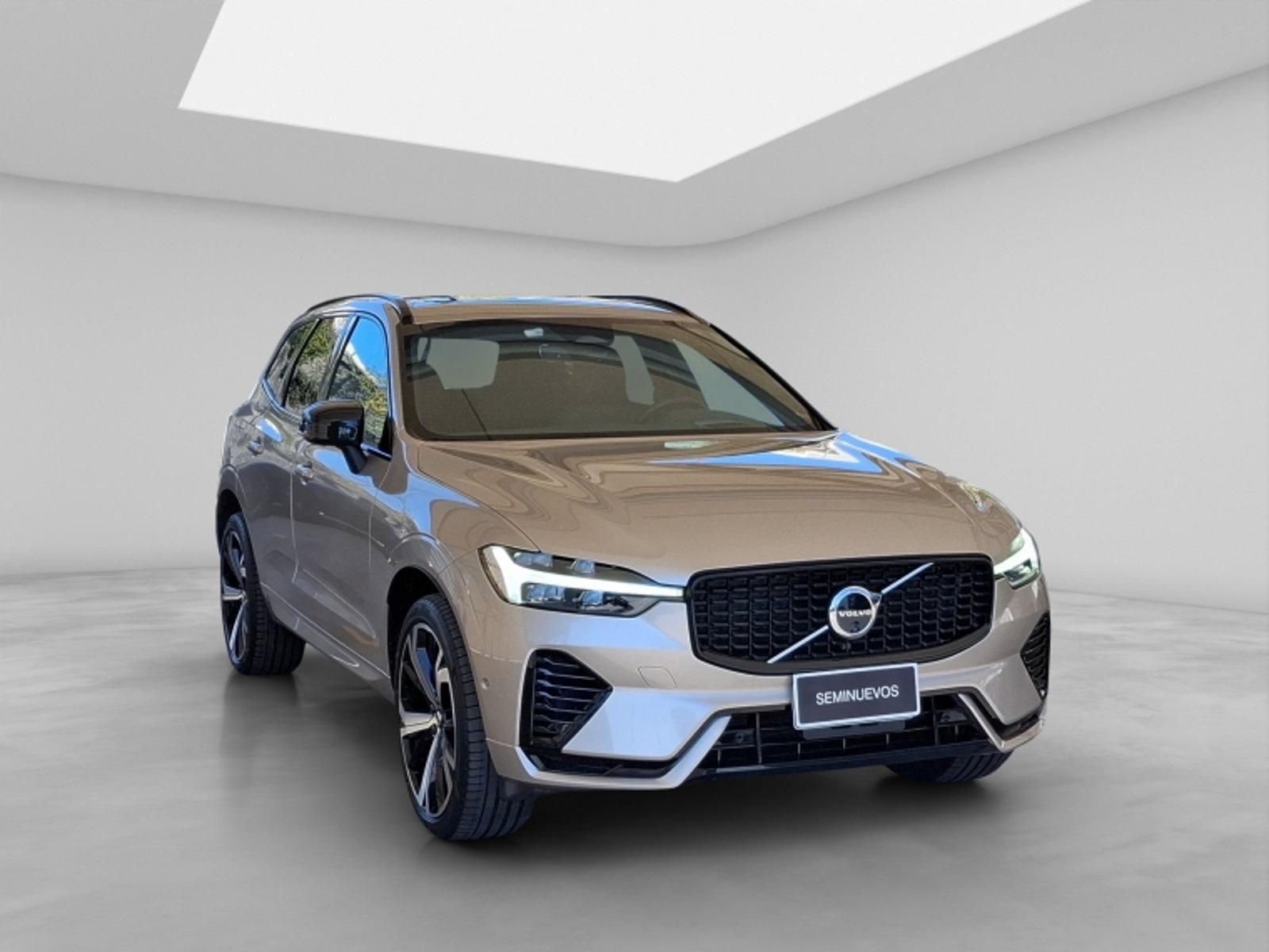 Volvo Xc60 T8 Recharge 4x4 2.0 Aut Ultimate Dark 2025 - Foto 3 de 20