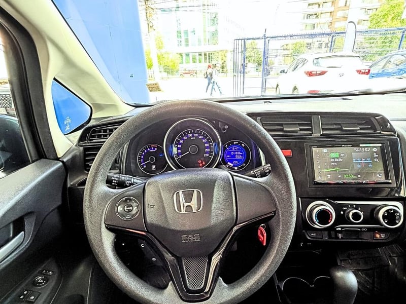Honda WRV 2022 - Imagen 17 de 20